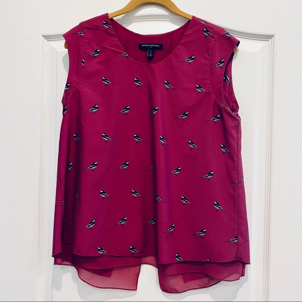 Banana Republic | Pink Bird Print Sleeveless Top